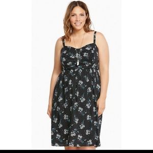 Torrid size 0 dandelion dress